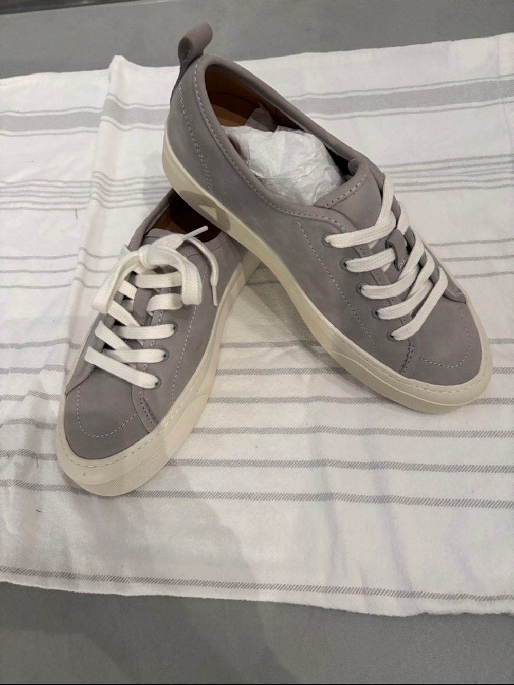 Sperry Light Gray and Cream Casual Sneakers